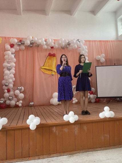 Последний звонок в Чумлякской СОШ.
